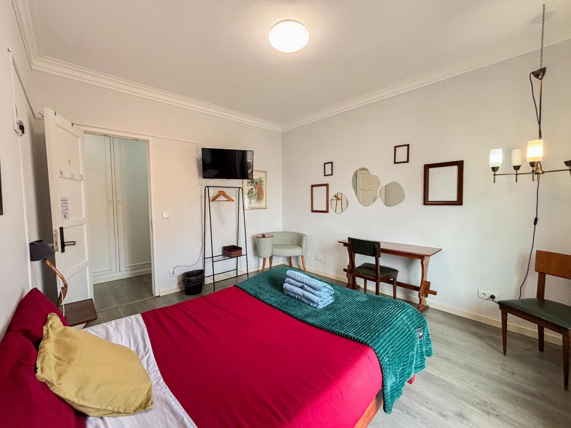 Aquarela Do Tejo Guesthouse วีลาฟรังกา เด ชีรา ภายนอก รูปภาพ