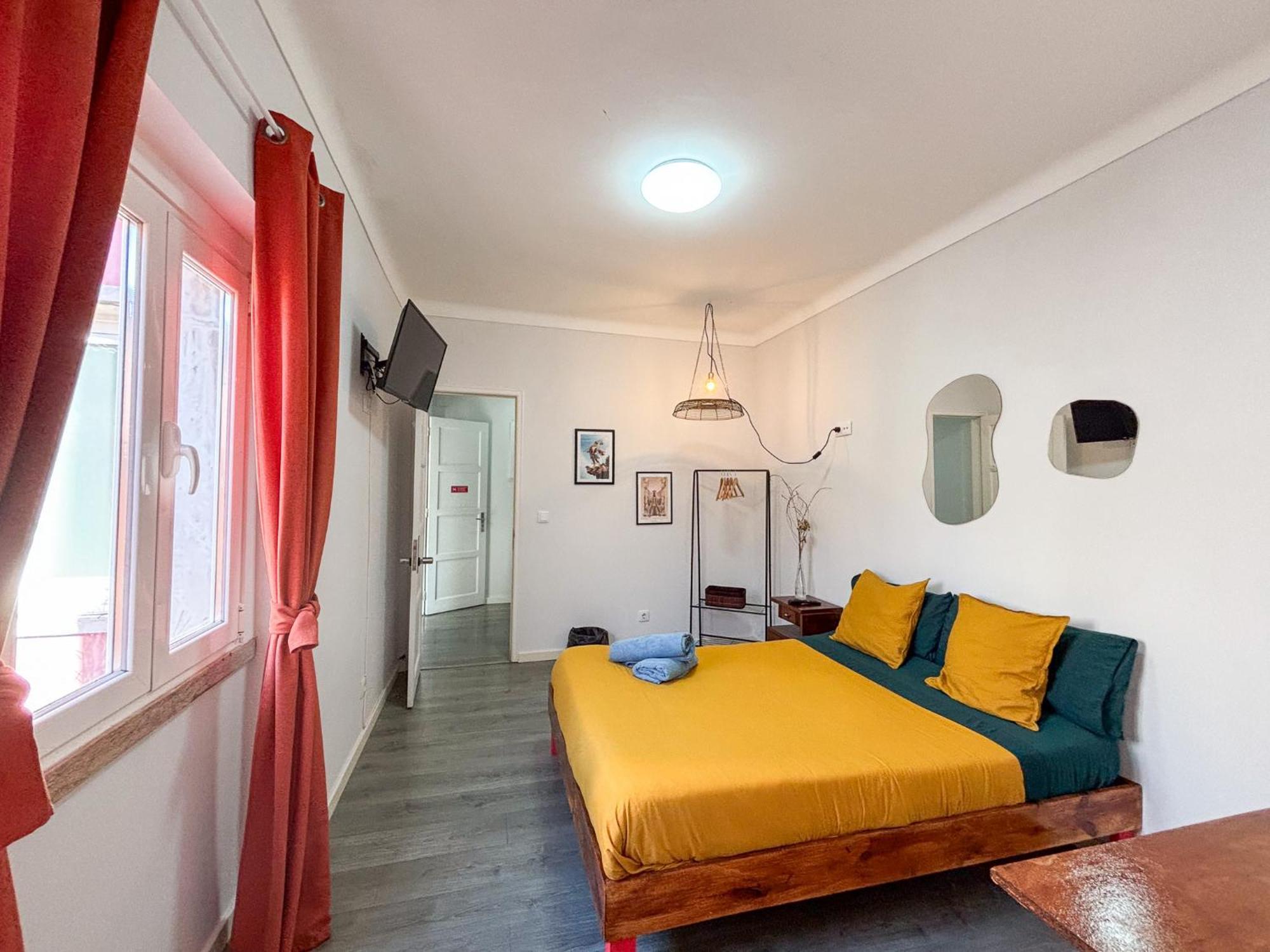 Aquarela Do Tejo Guesthouse วีลาฟรังกา เด ชีรา ภายนอก รูปภาพ